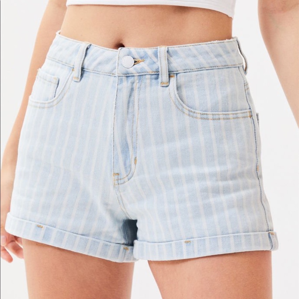 Pacsun high waisted shorts